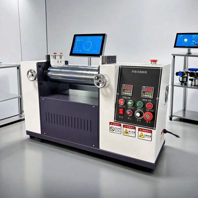 kaufen Manuell gesteuerte Gummi-Mischmaschine mit 50-60 HRC Walzenhärte und 750x380x600mm Spezifikation online manufacture